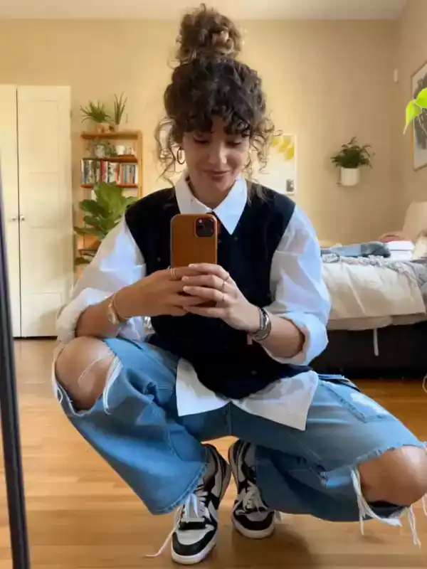 Loading the media file...