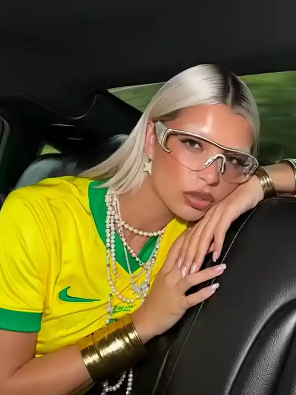 Loading the media file...