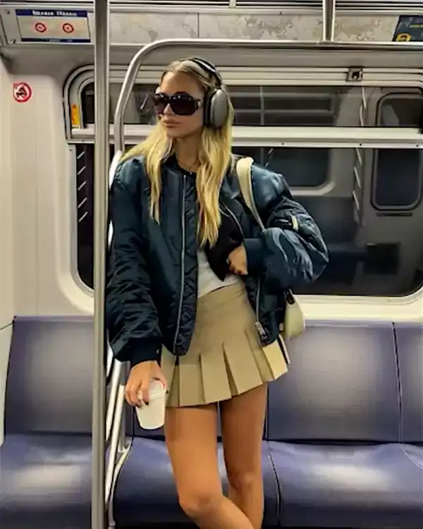 Loading the media file...