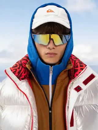 Loading the media file...