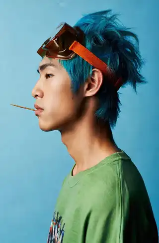 Loading the media file...