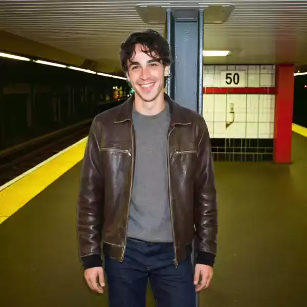 Loading the media file...