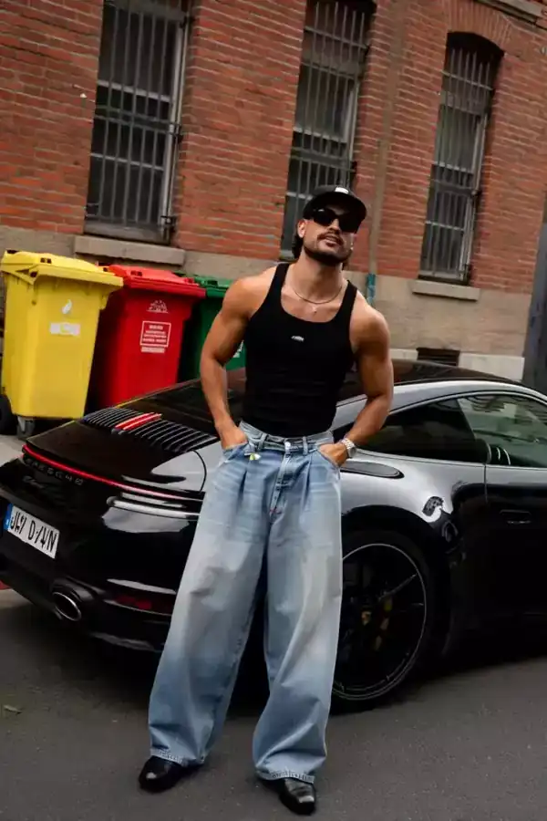 Loading the media file...