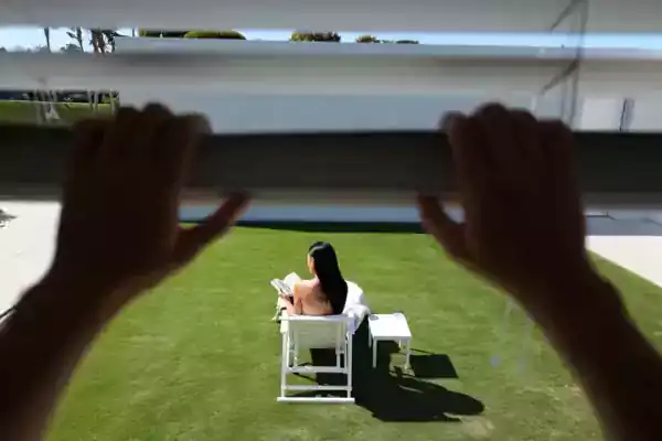 Loading the media file...