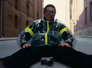 Loading the media file...