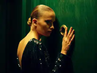 Loading the media file...