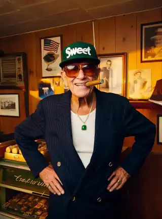 Loading the media file...