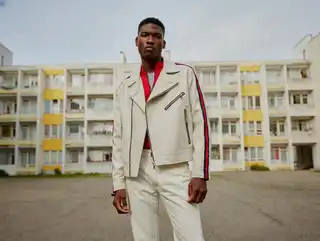 Loading the media file...