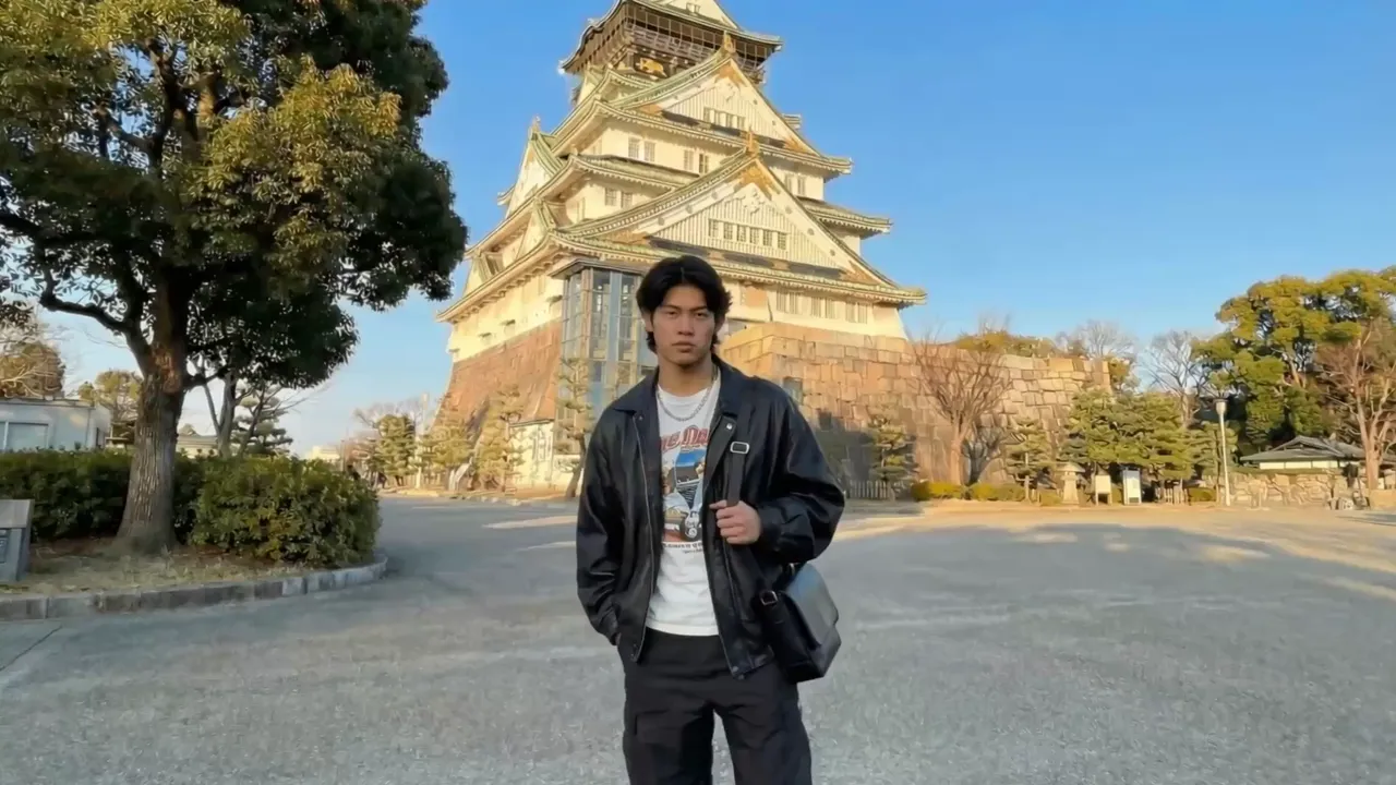 Loading the media file...