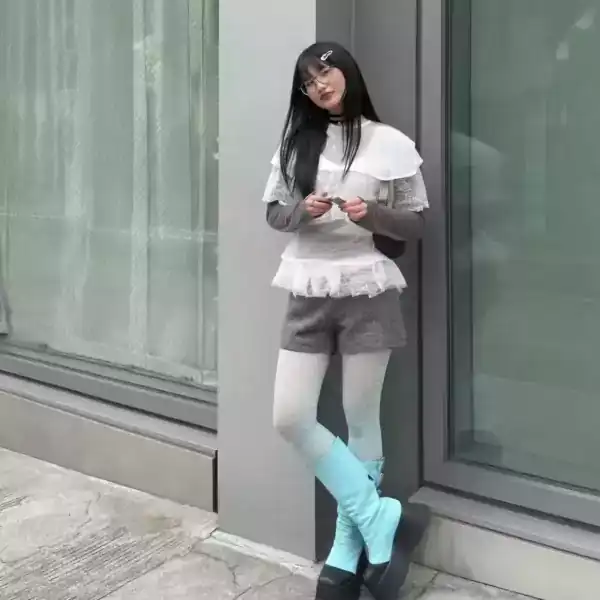 Loading the media file...