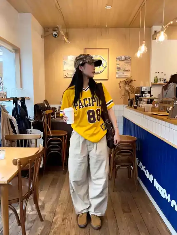 Loading the media file...