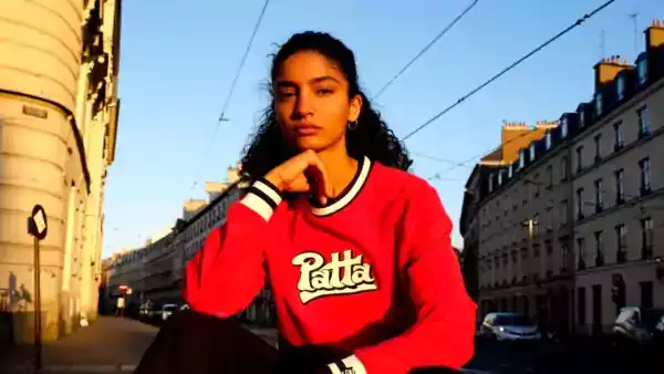 Loading the media file...